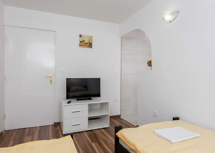 Apartamento Djurkovic - Two-bedroom With Shared Terrace And Sea View *