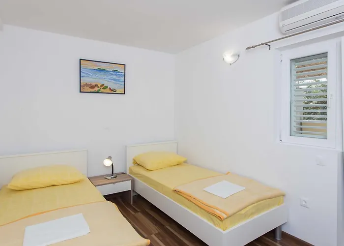 Djurkovic - Two-bedroom With Shared Terrace And Sea View Mlini