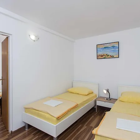 Djurkovic - Two-bedroom With Shared Terrace And Sea View * Mlini