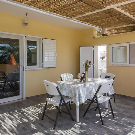 Djurkovic - Two-bedroom With Shared Terrace And Sea View * Mlini